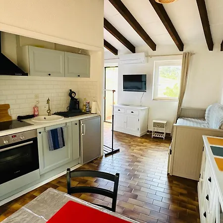 Apartment Climatise Avec Piscine A - Fr-1-309-505 Collioure